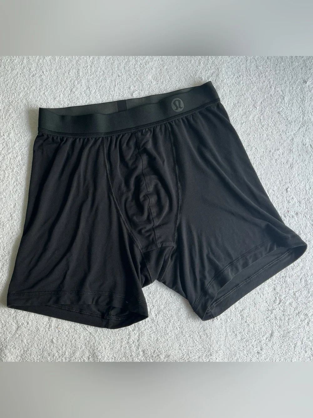 lululemon athletica Men’s Black Boxer Briefs with Logo Waistband